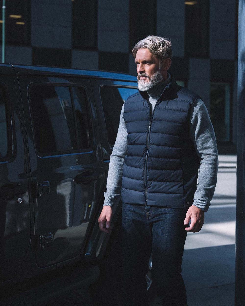 Scandinavian Edition Ratio III — Midnight Blue