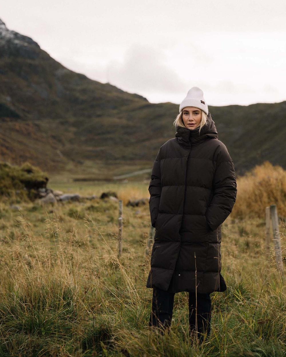 Scandinavian Edition Swell III — After Dark