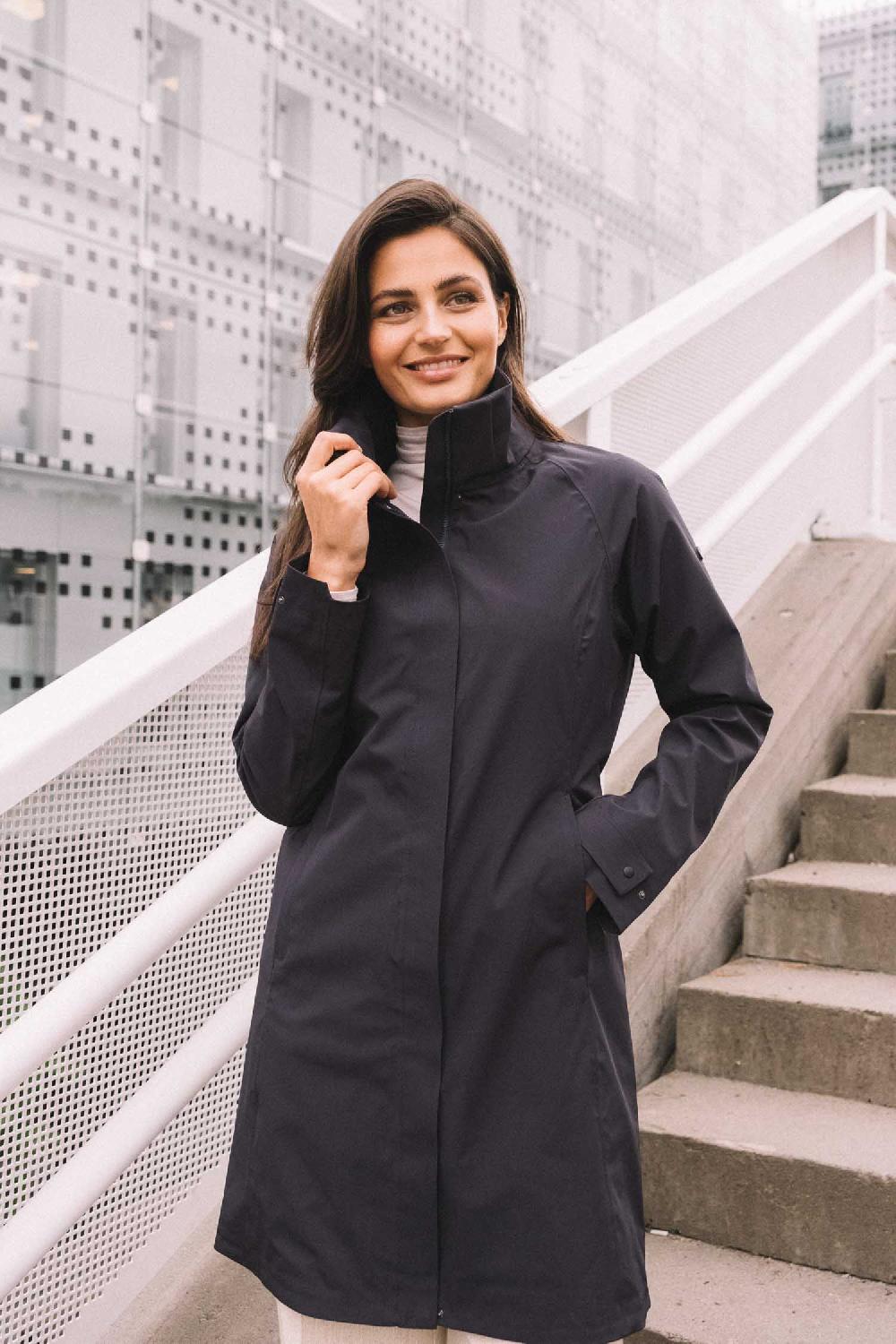 Scandinavian Edition Tender III — Midnight Blue