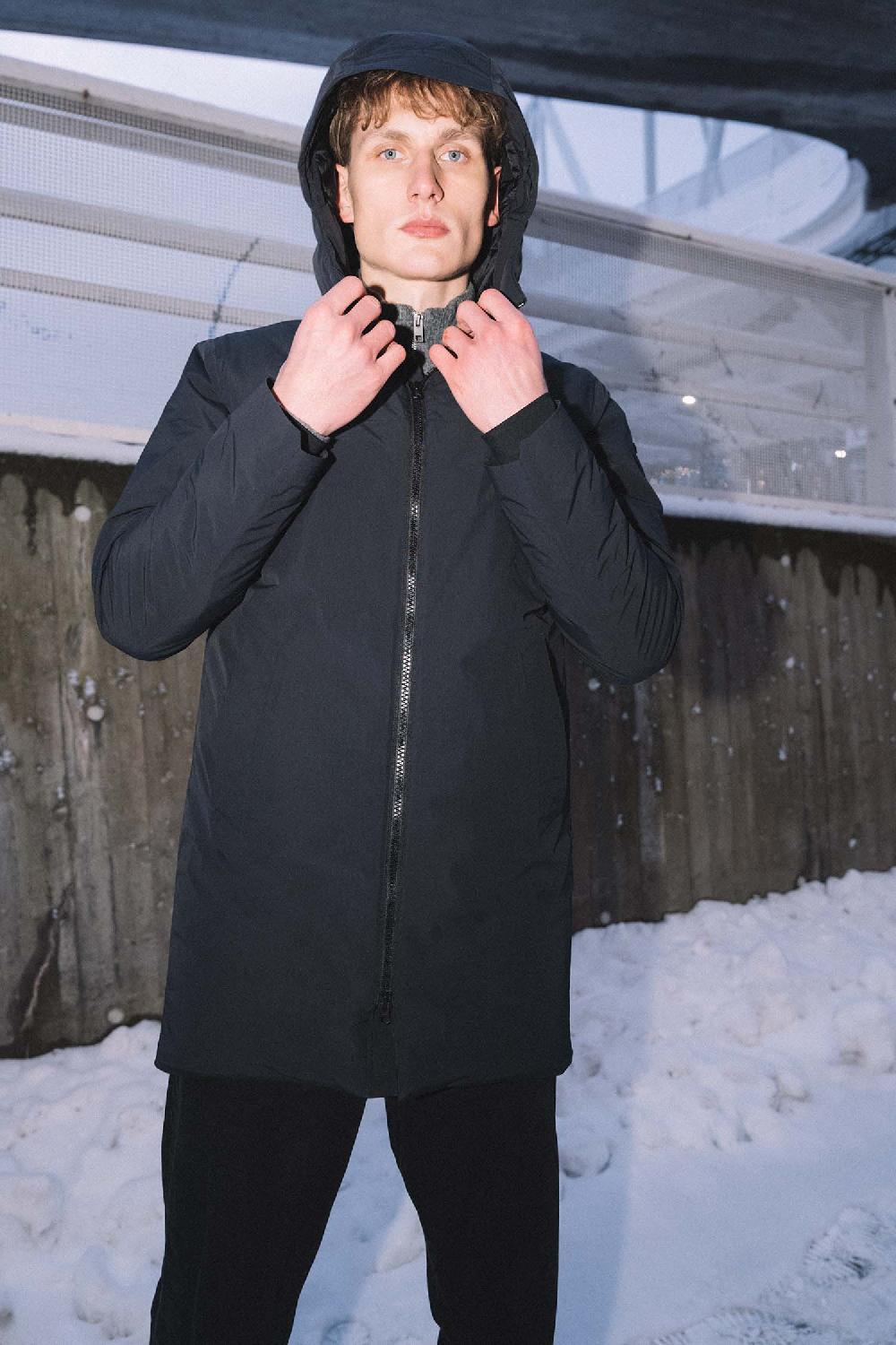 Scandinavian Edition Tyo — Carbon