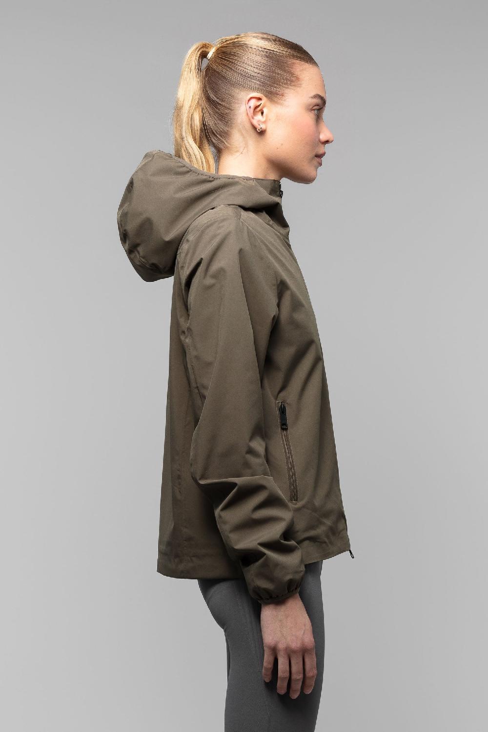 Scandinavian Edition Veil — Major Brown