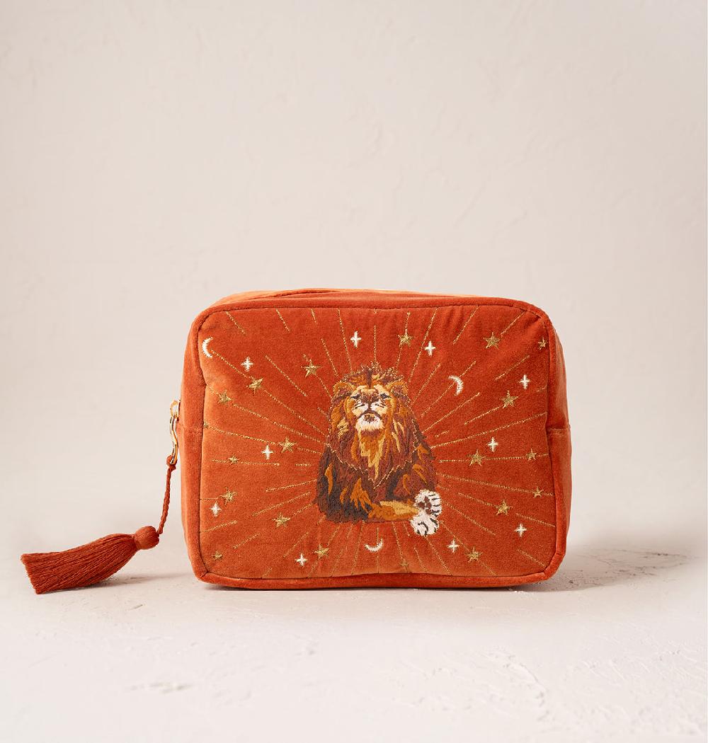 scarlettsbags Mystical Lion Wash Bag