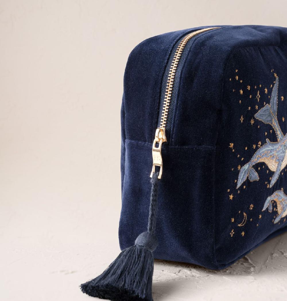 Scarlettsbags Mystical Whale Wash Bag