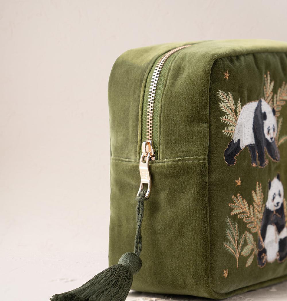 Scarlettsbags Pandas Wash Bag