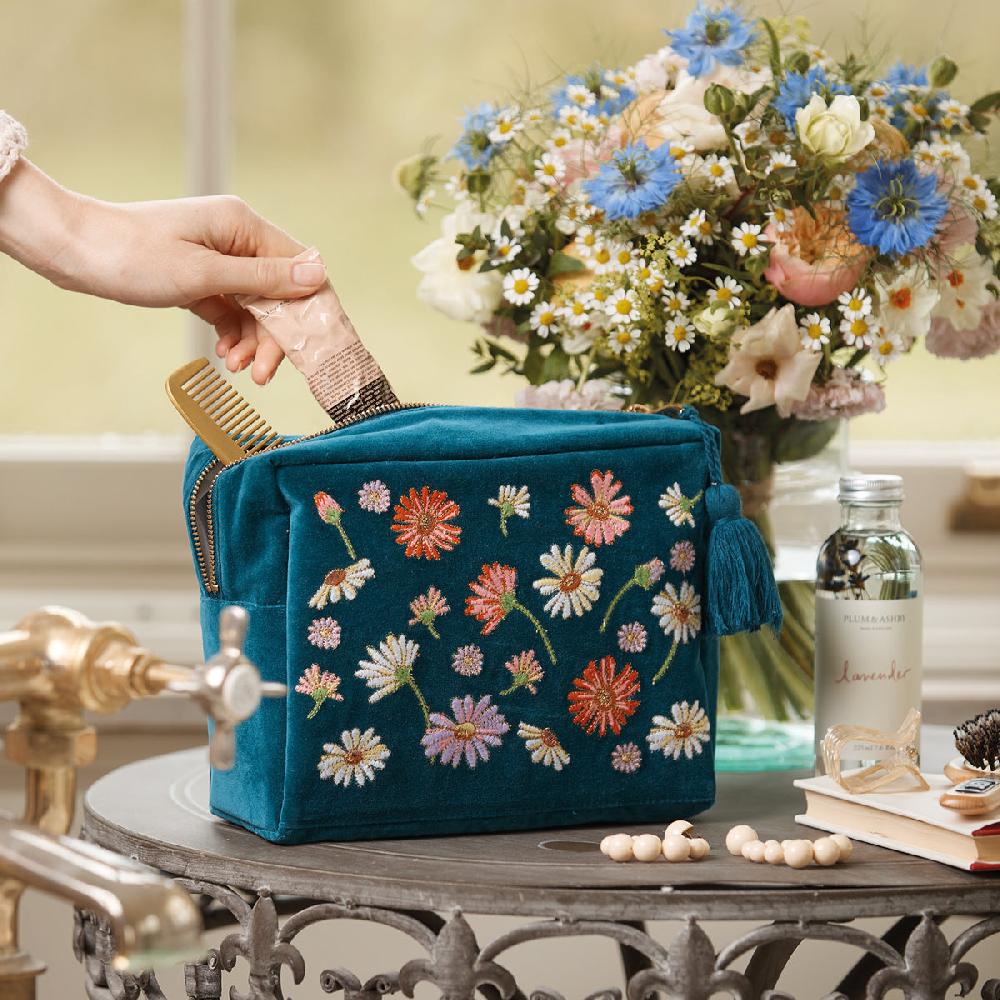 Scarlettsbags Wildflower Wash Bag