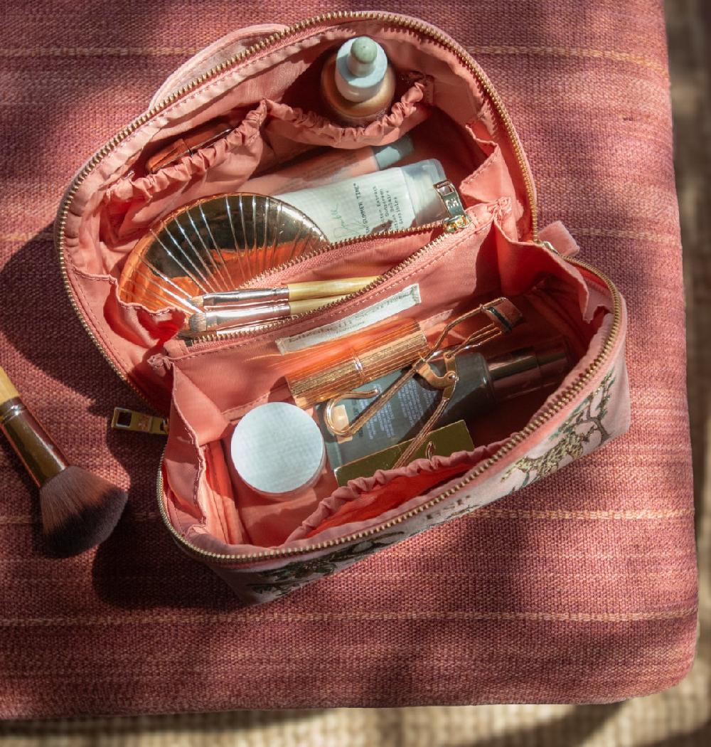 Scarlettsbags World Wildlife Open Flat Makeup Bag