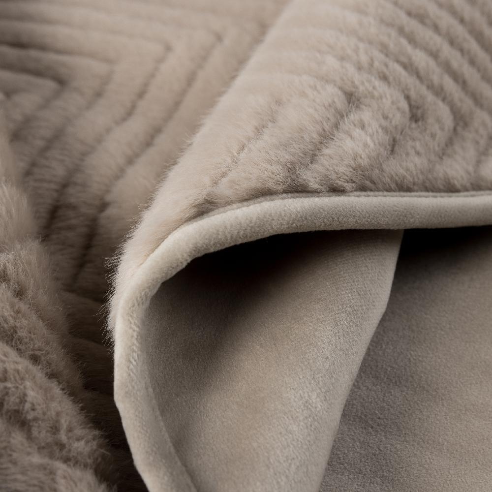 Scatter Box Ellis Throw