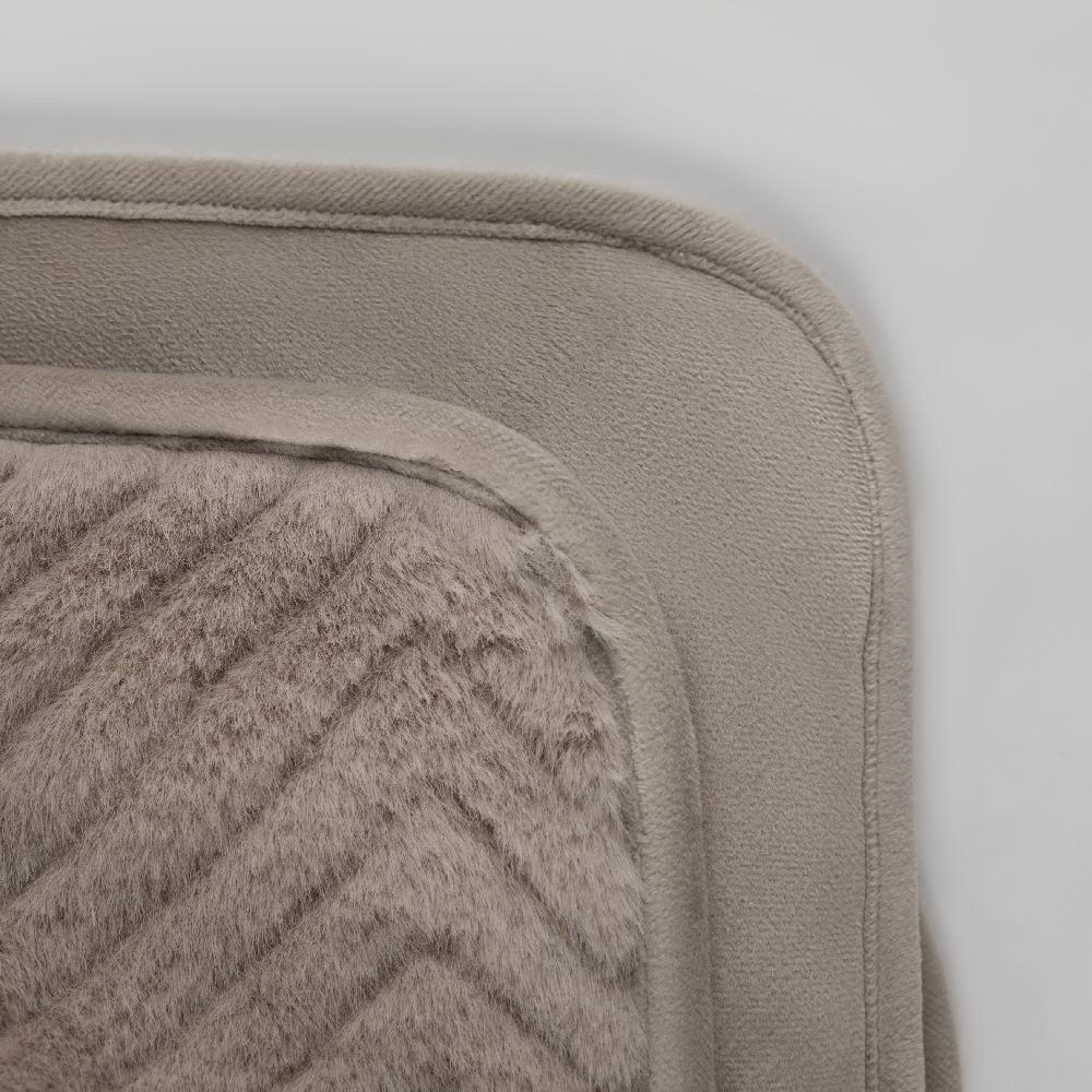 Scatter Box Ellis Throw