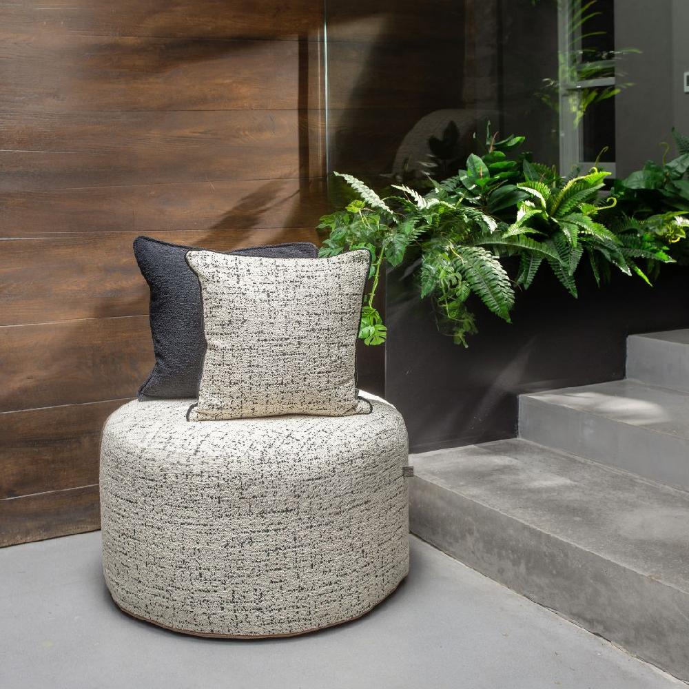 Scatter Box Scatter Box Ottoman Round Coco Cream/Black