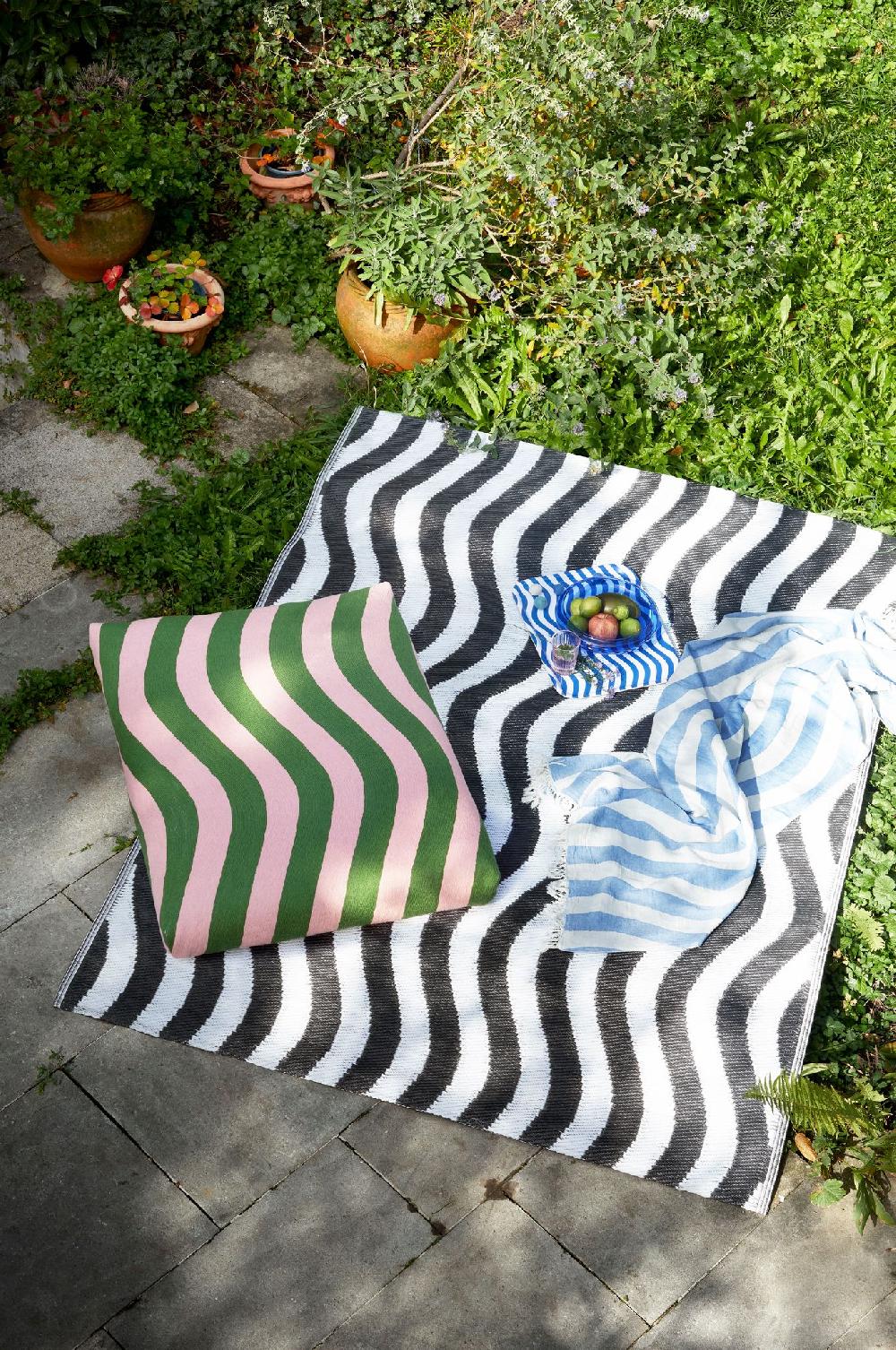 Schoenstaub Floor Pillow Aruba Green