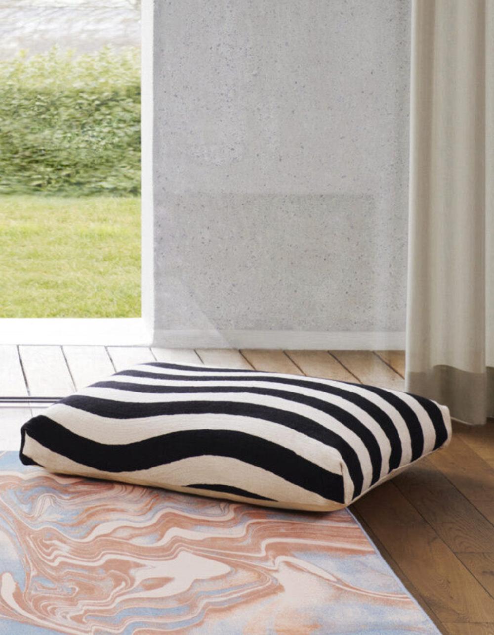 Schoenstaub Floor Pillow Goa Black