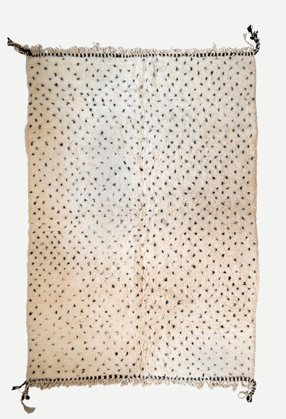 schoenstaub Rug Fluffy Black and White Dots