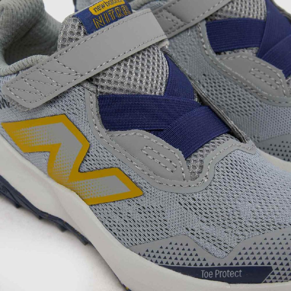 Schuh New Balance DynaSoft Nitrel V6 Boys Junior In Grey