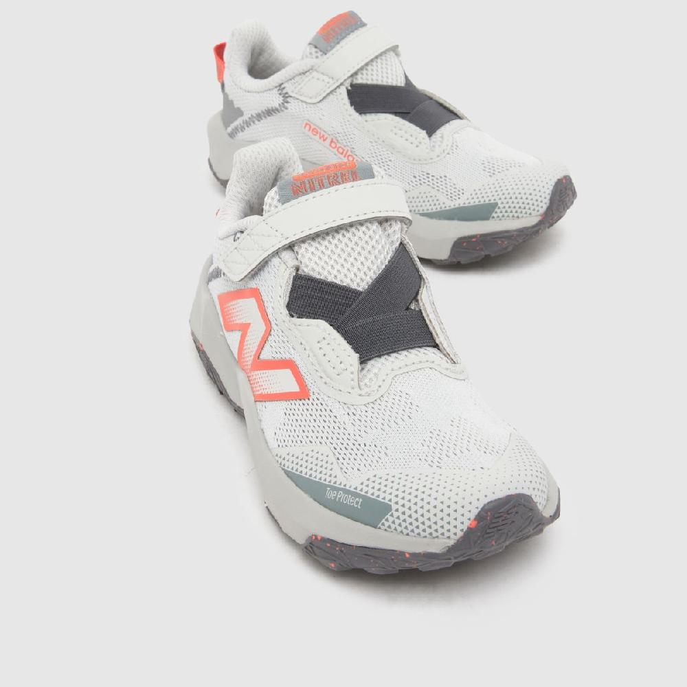 Schuh New Balance DynaSoft Nitrel V6 Girls Junior In Light Grey