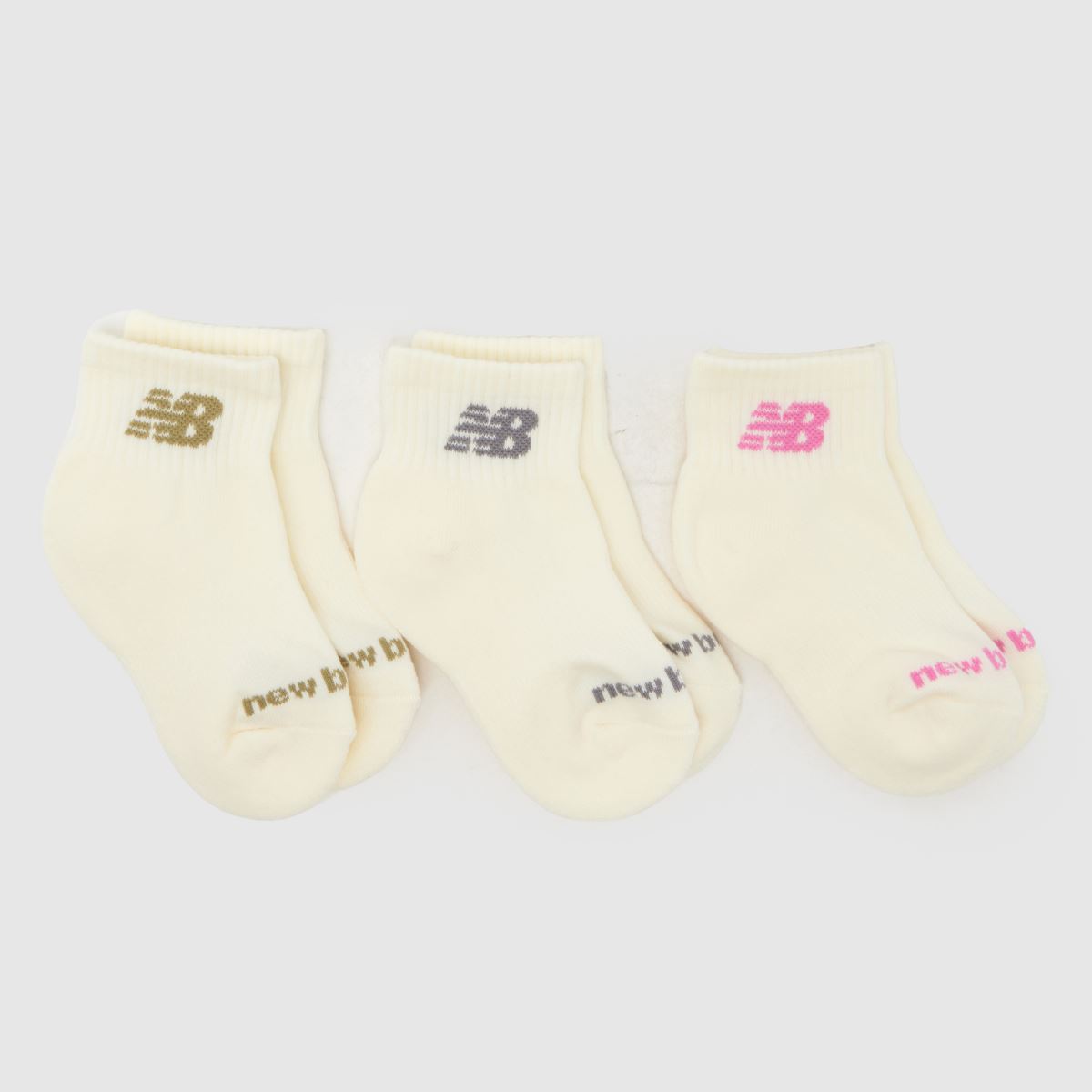 schuh New Balance Kids Ankle Knit Logo Socks 3PK in Multi