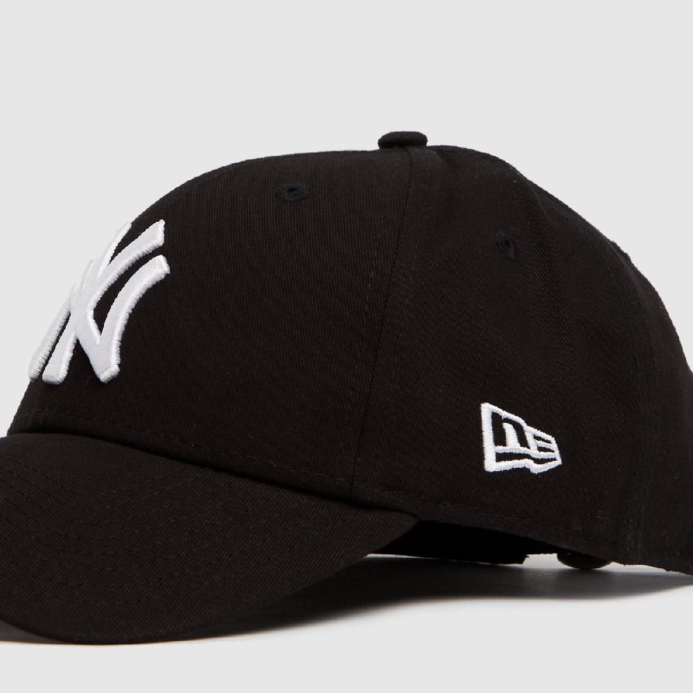 Schuh New Era League Essential 9FORTY Cap In Black & White