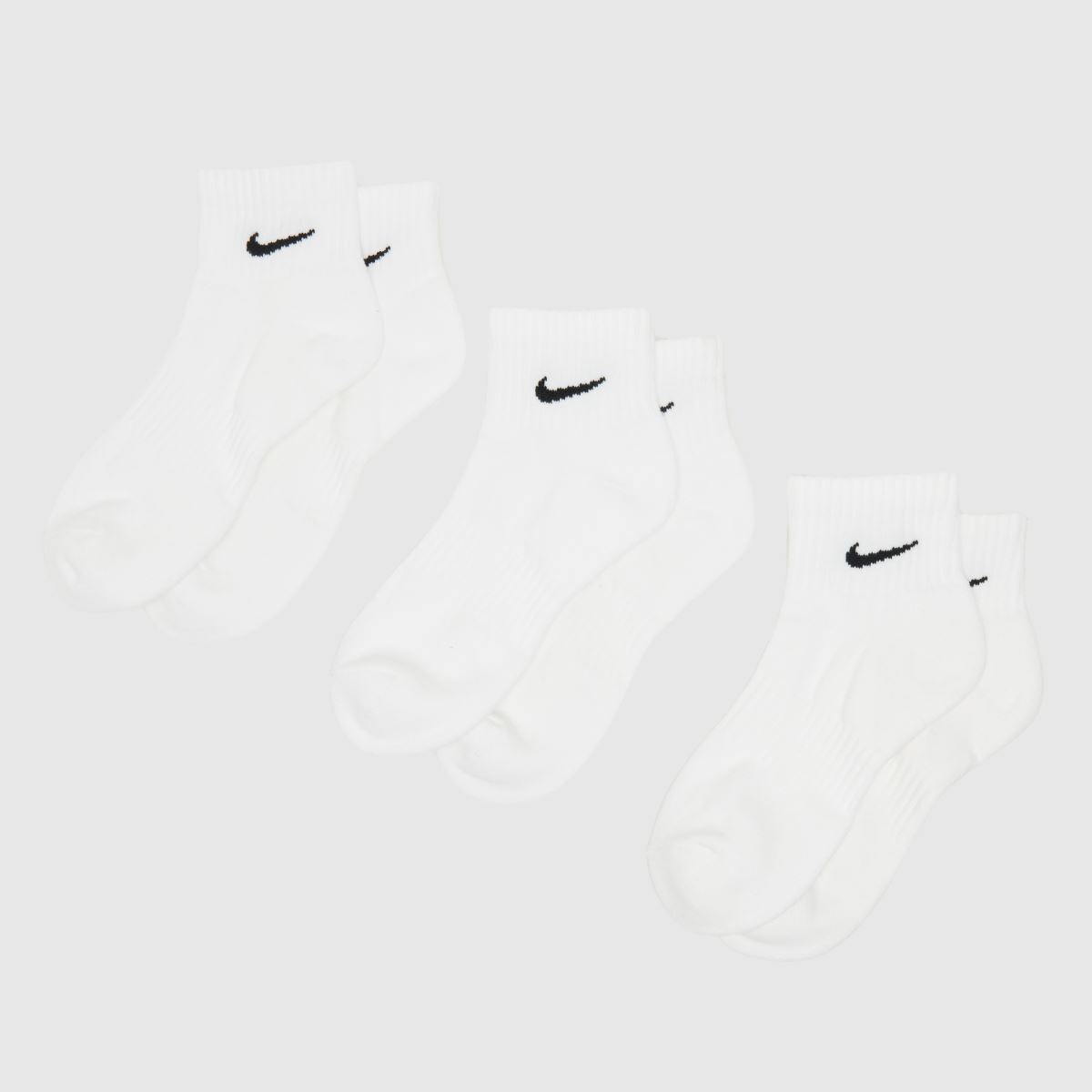 schuh Nike Everyday Ankle Socks 3 Pack in White & Black