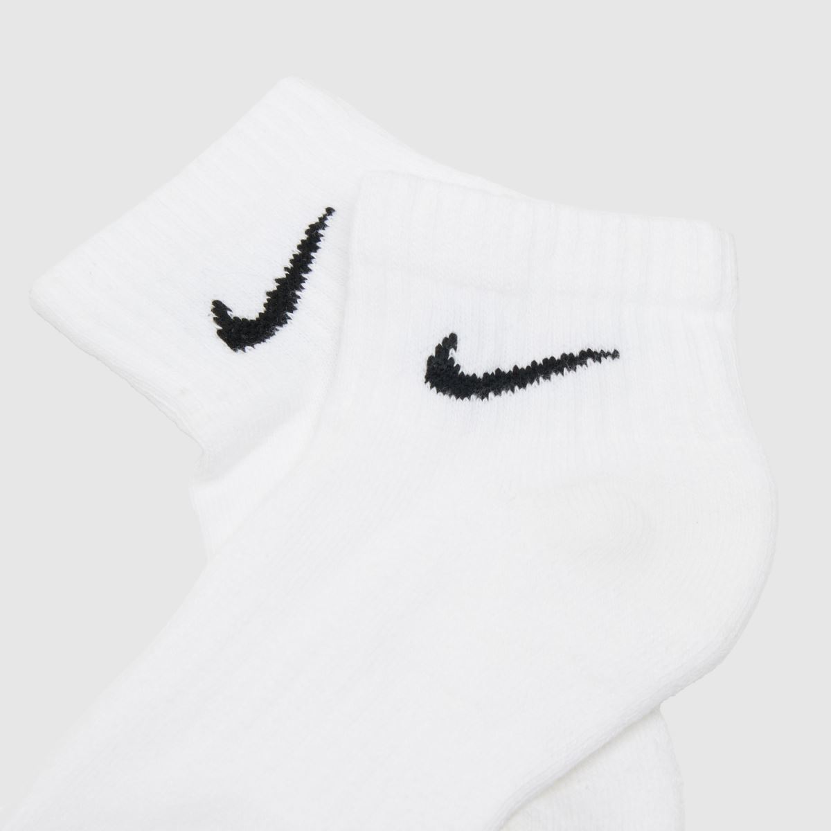 Schuh Nike Everyday Ankle Socks 6 Pack In White & Black
