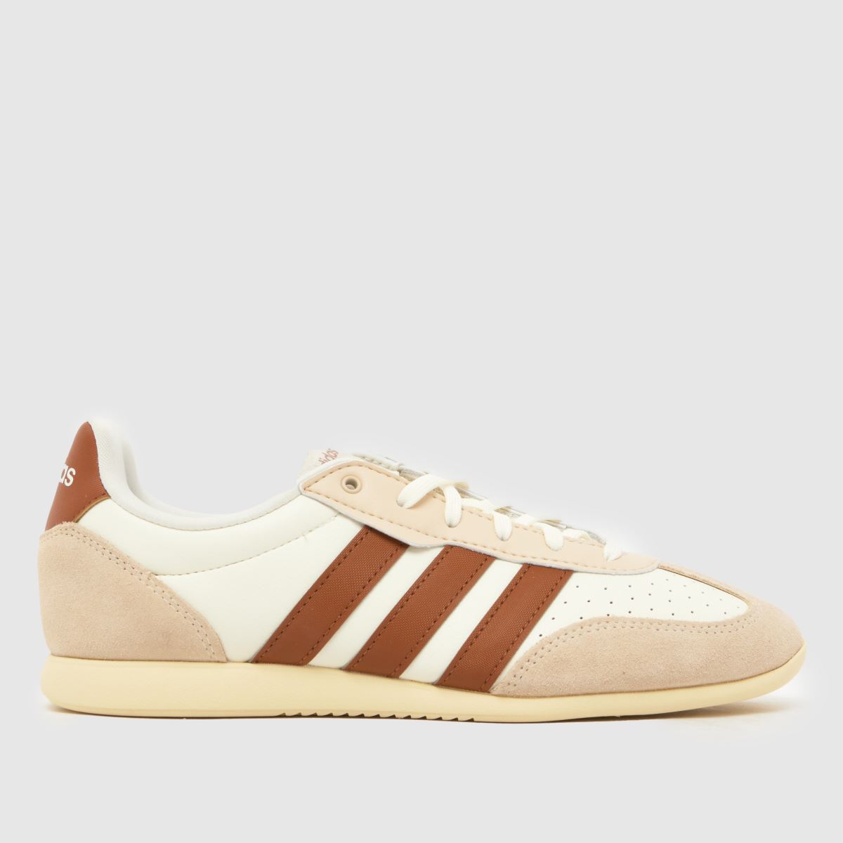 schuh adidas Barreda Lo in White & Brown