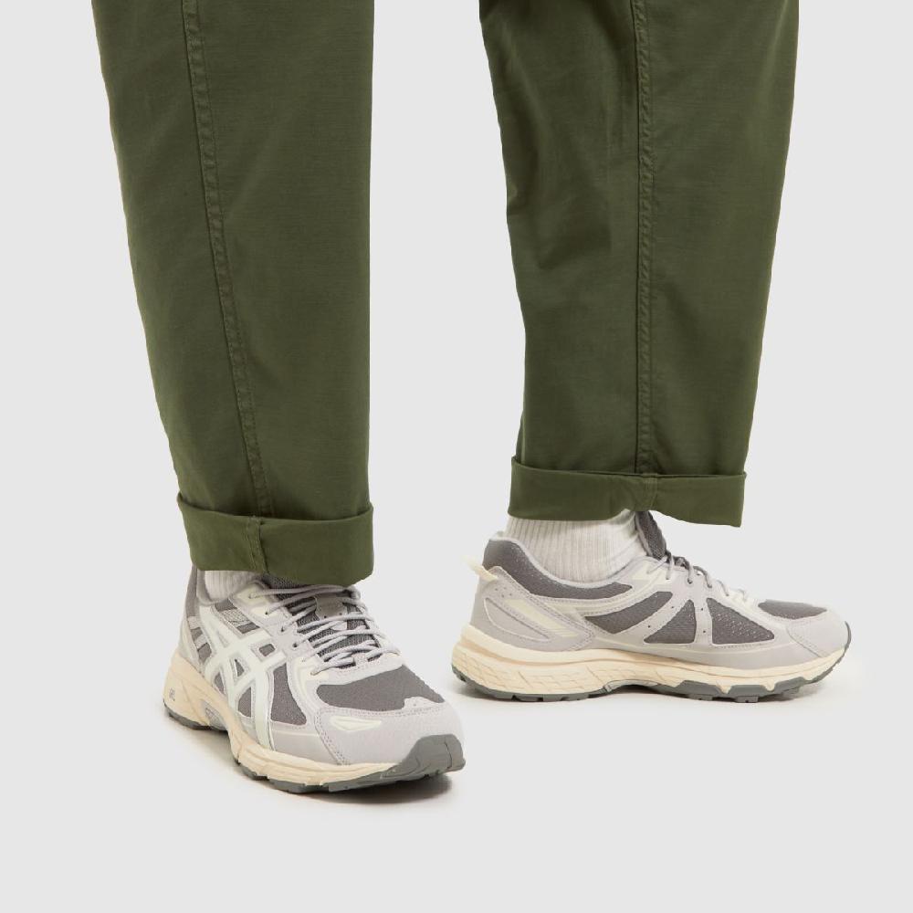 Schuh ASICS GEL-Venture 6 In White & Grey