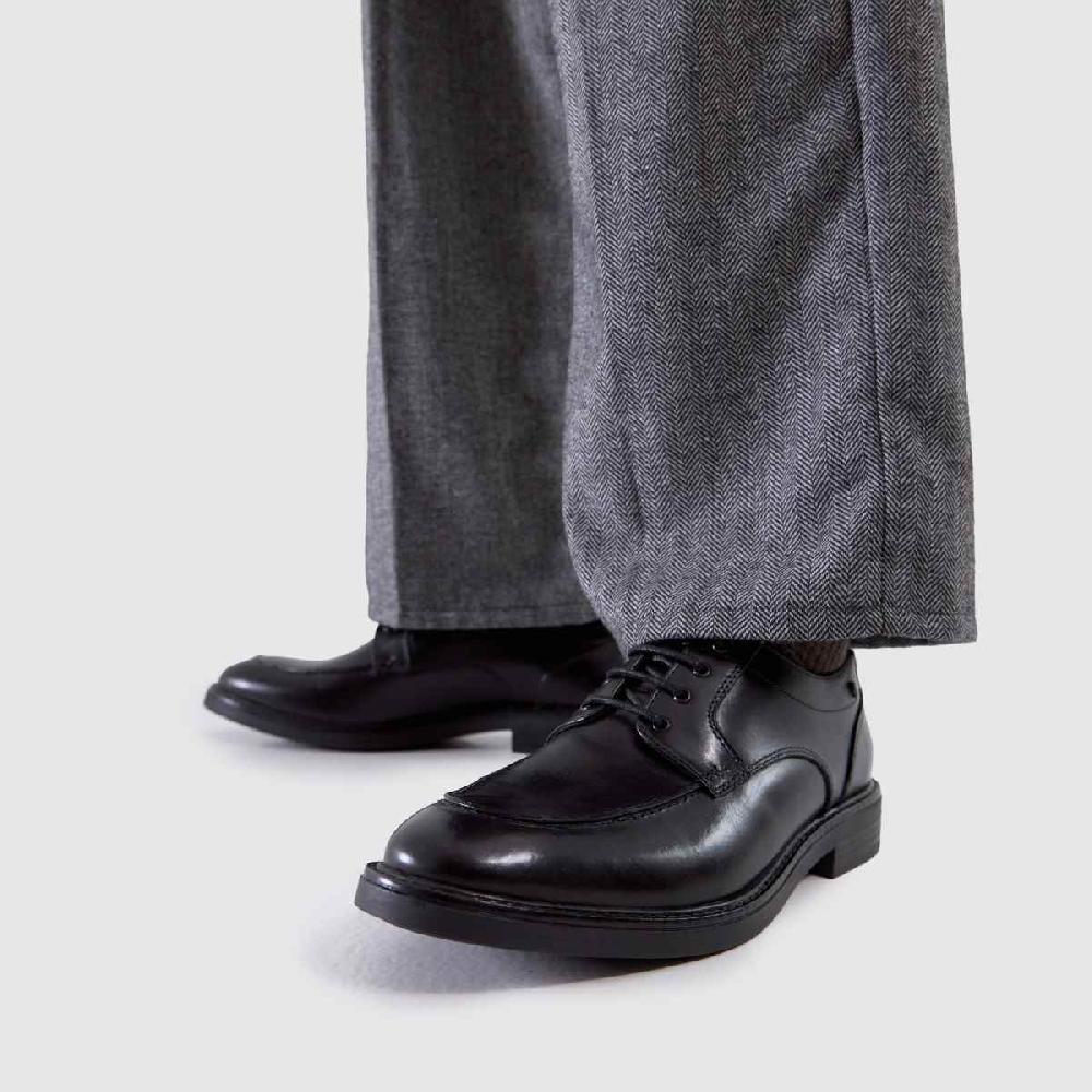 Schuh Base London Surrey Apron In Black