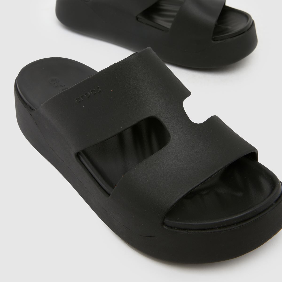 Schuh Crocs Getaway Platform H-Strap In Black