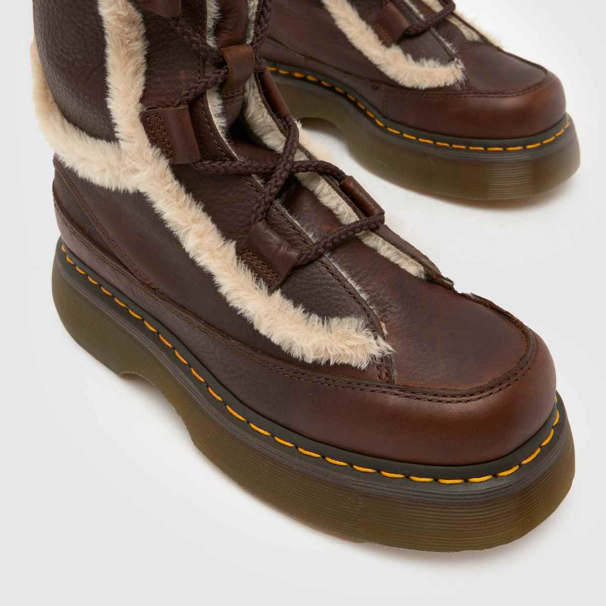 Schuh Dr Martens Buzz Lace High Leg In Dark Brown
