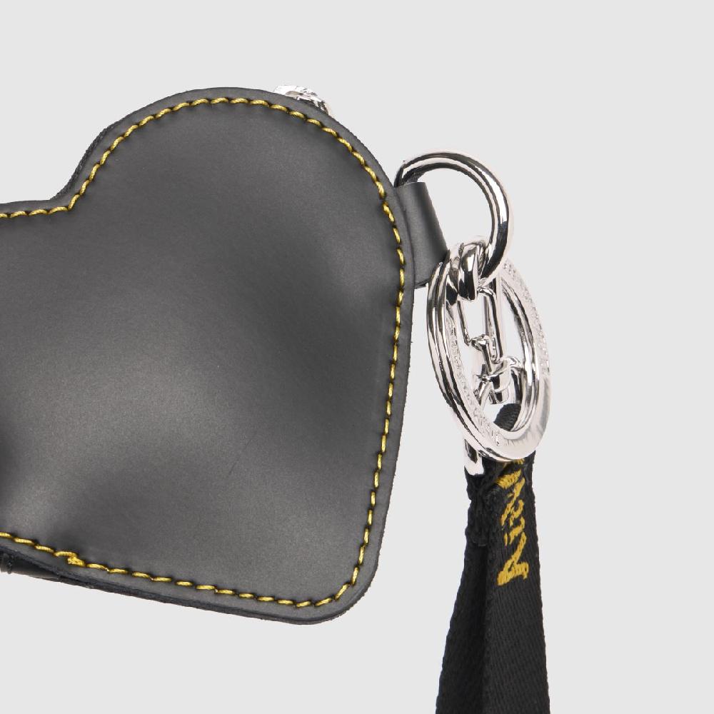 Schuh Dr Martens Heart Purse Bag Charm In Black