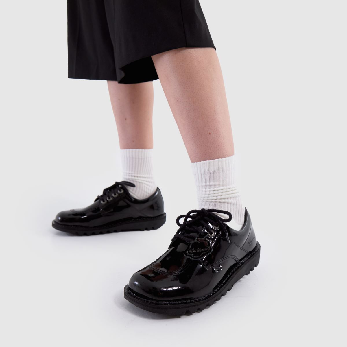 Schuh Kickers Lo Mono Patent In Black