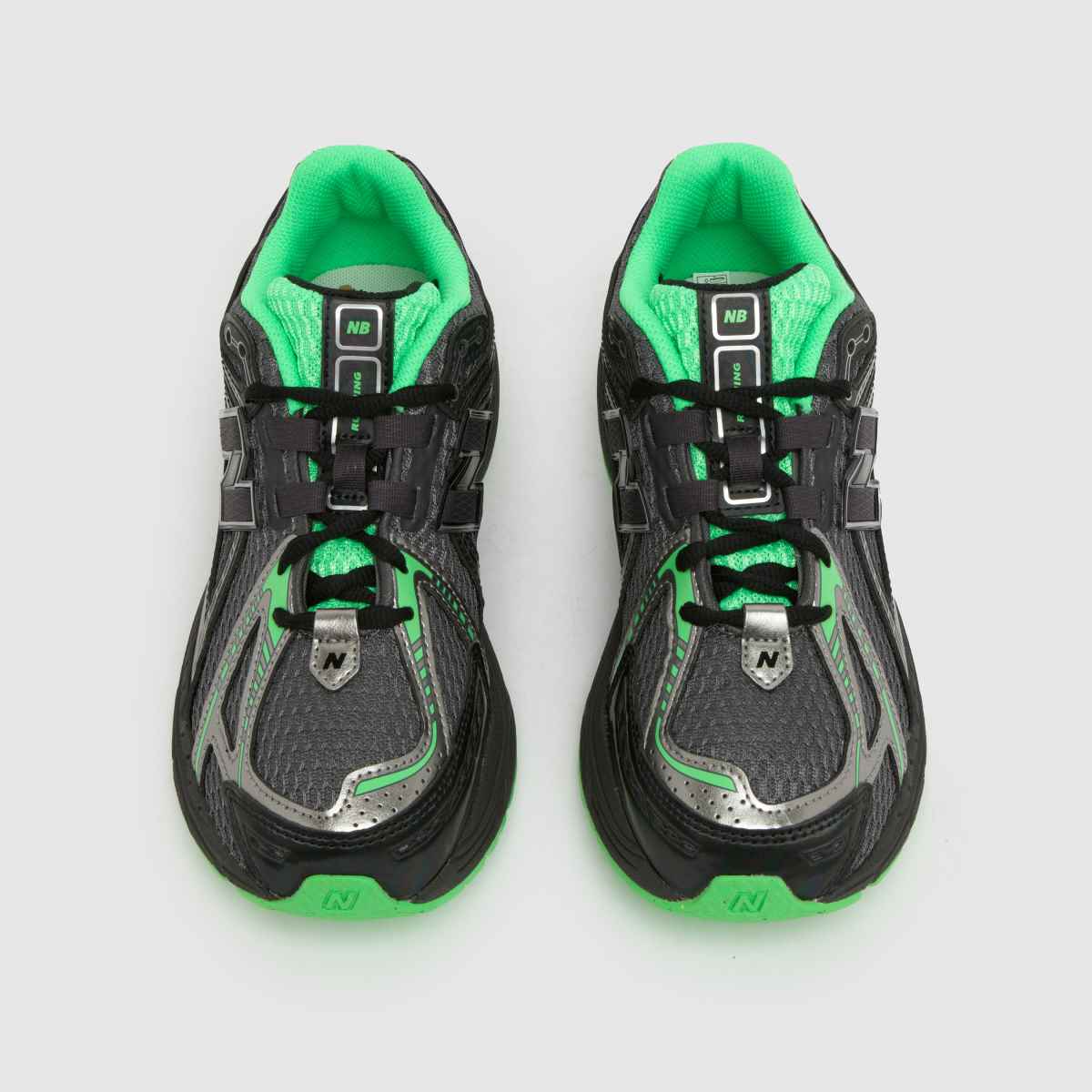 Schuh New Balance 1906 Boys Youth In Grey Multi