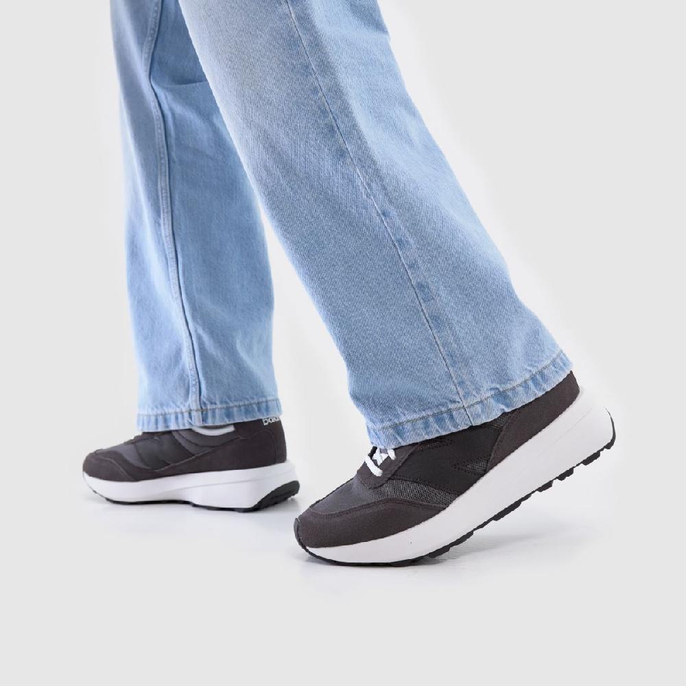 Schuh New Balance 370 In Black & White