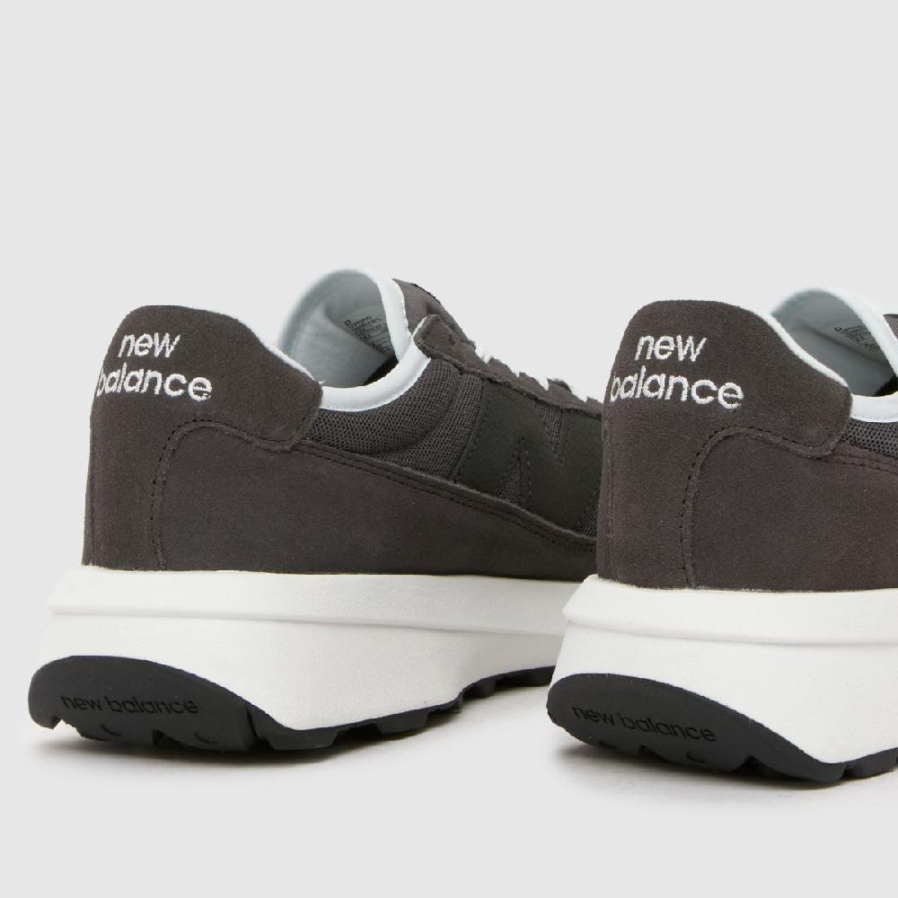 Schuh New Balance 370 In Black & White