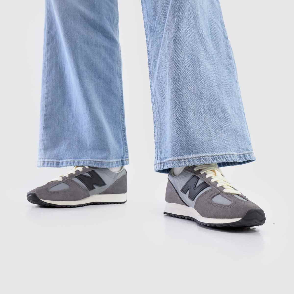 Schuh New Balance 471 In Grey