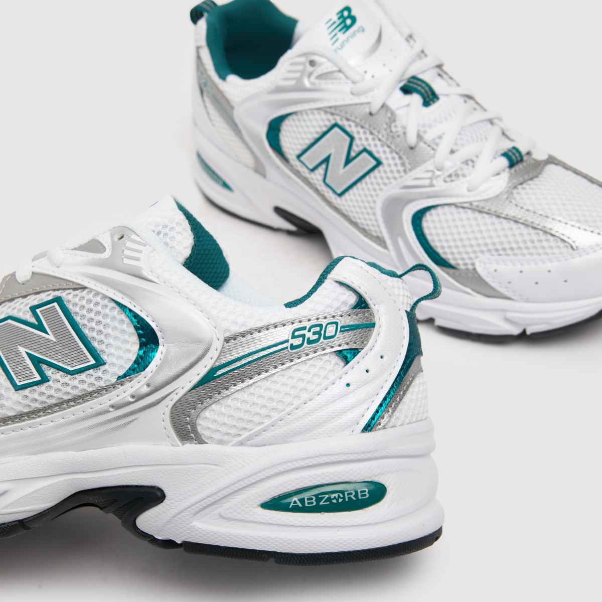 Schuh New Balance 530 In White & Green