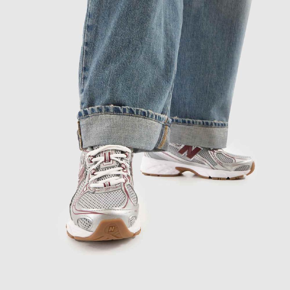 Schuh New Balance 740 In White & Burgundy