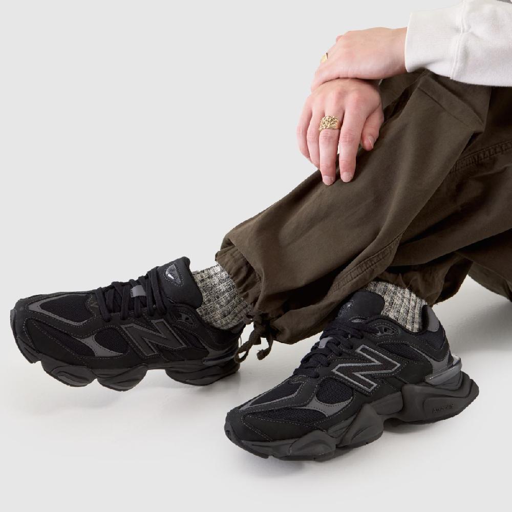 Schuh New Balance 9060 In Black