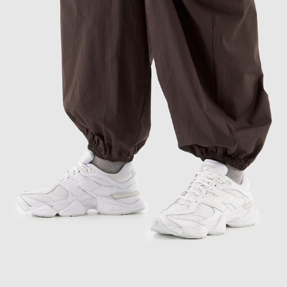 Schuh New Balance 9060 In White