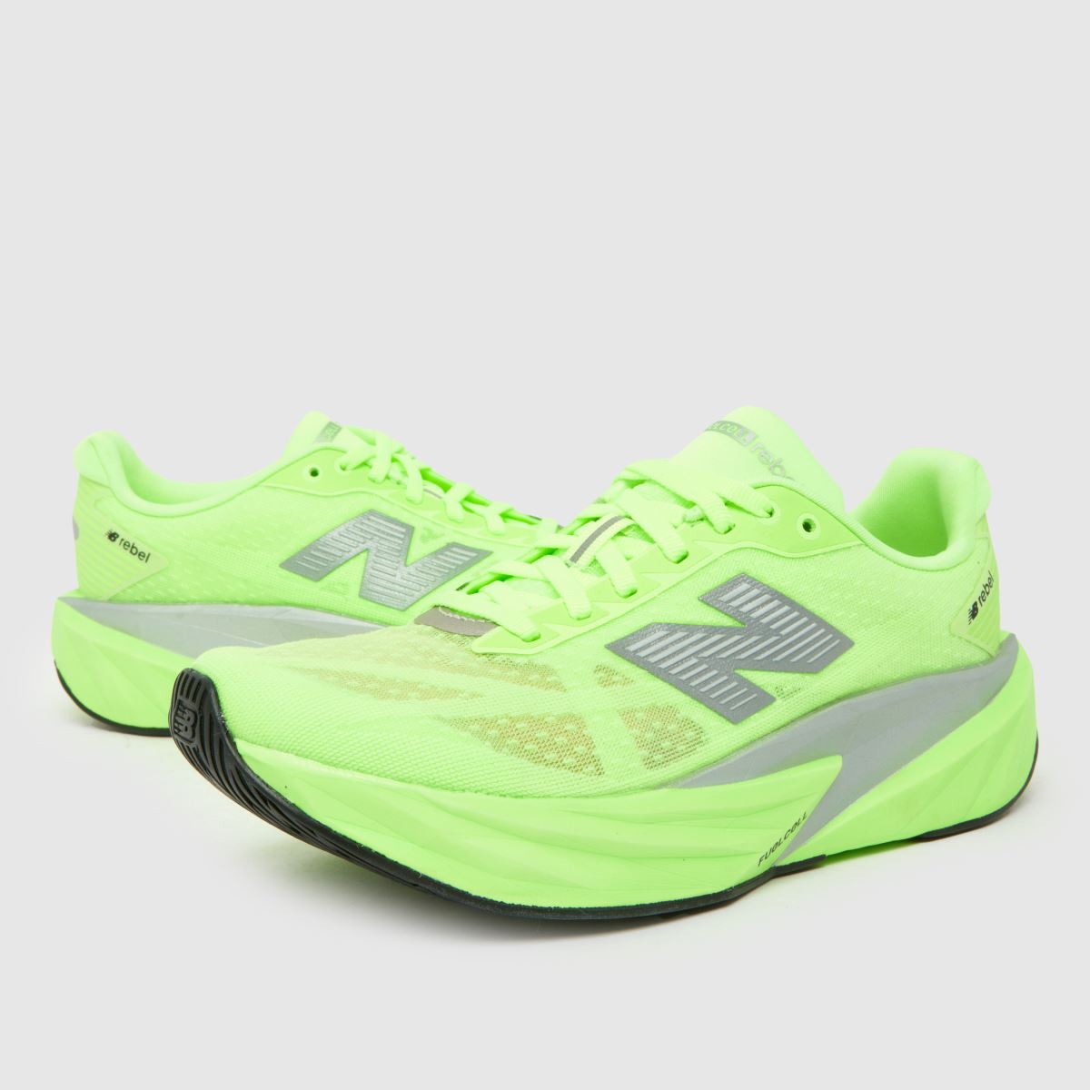 Schuh New Balance FuelCell Rebel V5 In Light Green