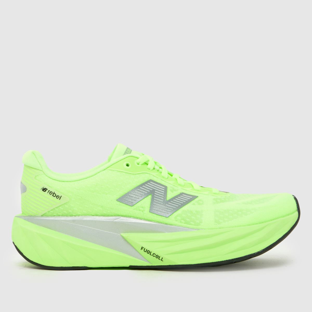 schuh New Balance FuelCell Rebel V5 in Light Green