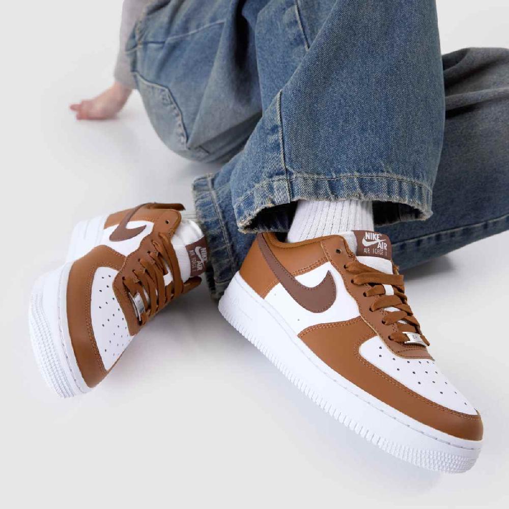 Schuh Nike Air Force 1 In Brown & White