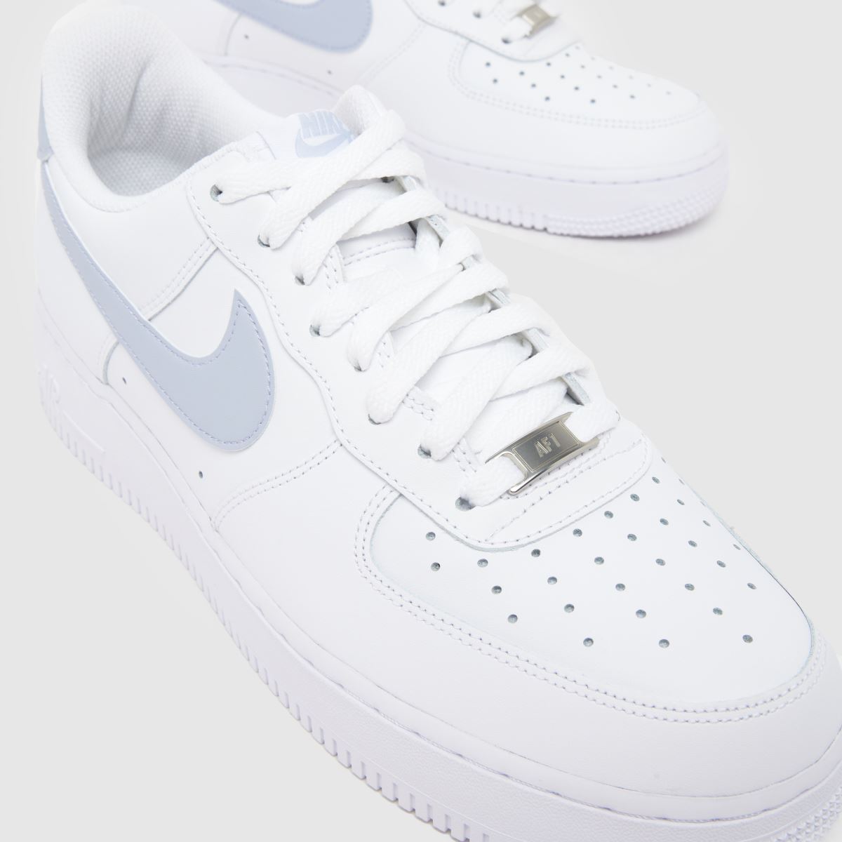 Schuh Nike Air Force 1 In White & Grey