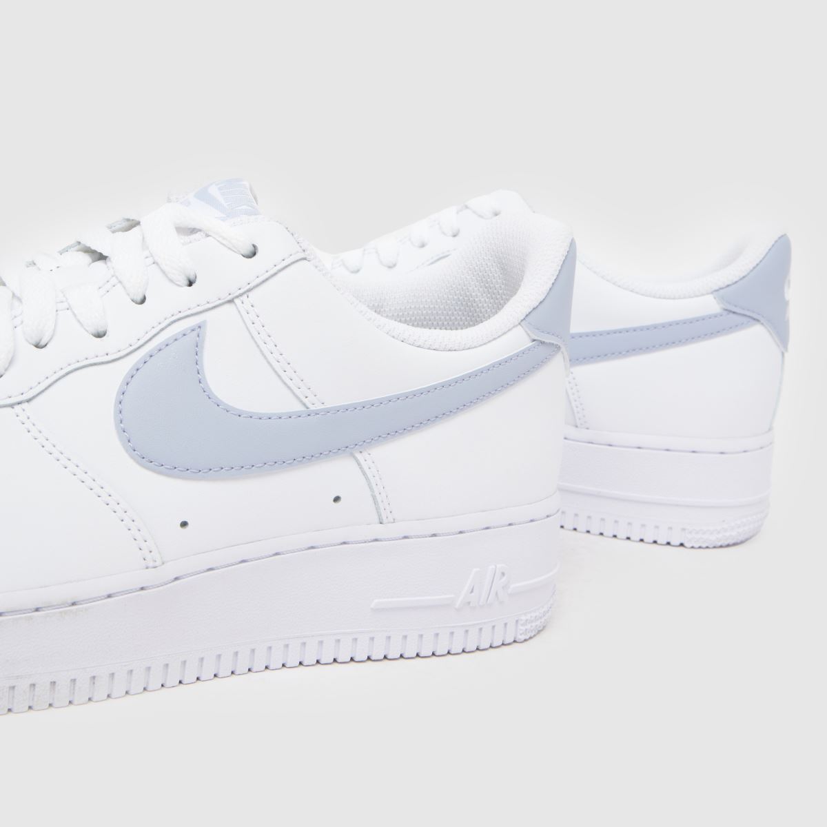 Schuh Nike Air Force 1 In White & Grey