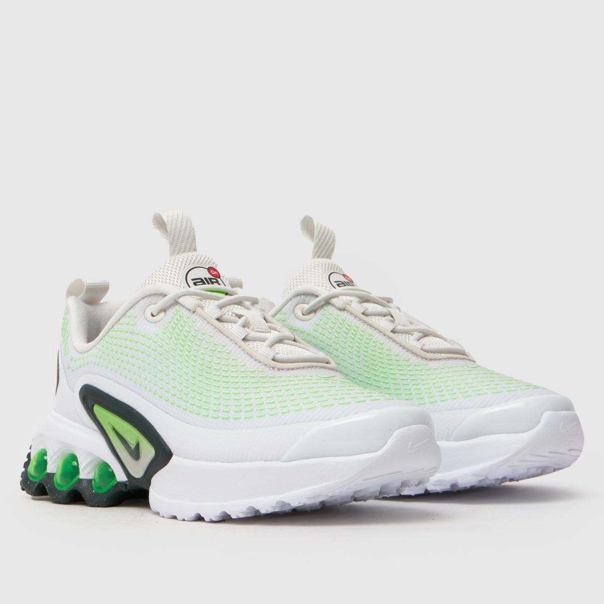 Schuh Nike Air Max DN Boys Junior In White & Green