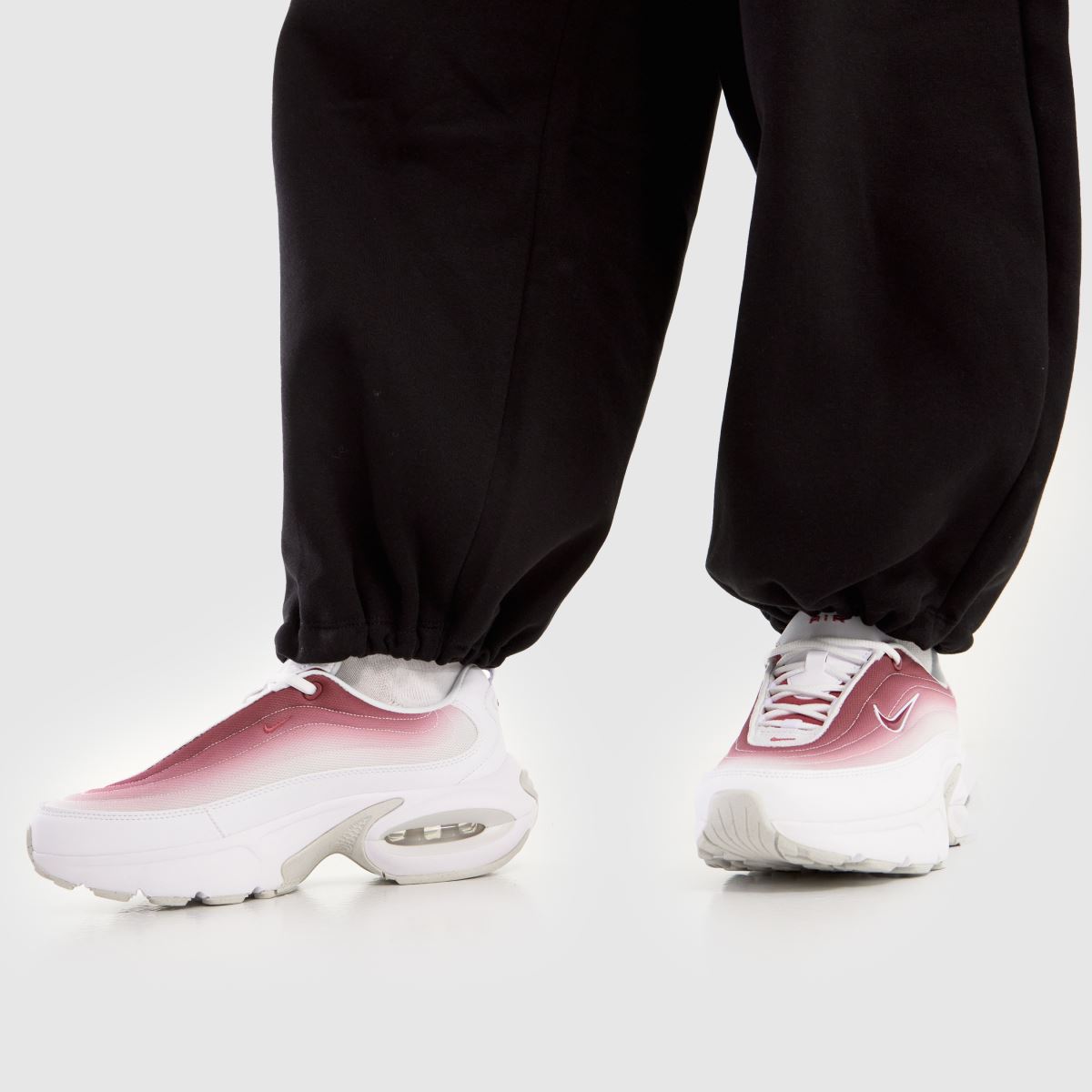 Schuh Nike Air Max Portal In White & Burgundy