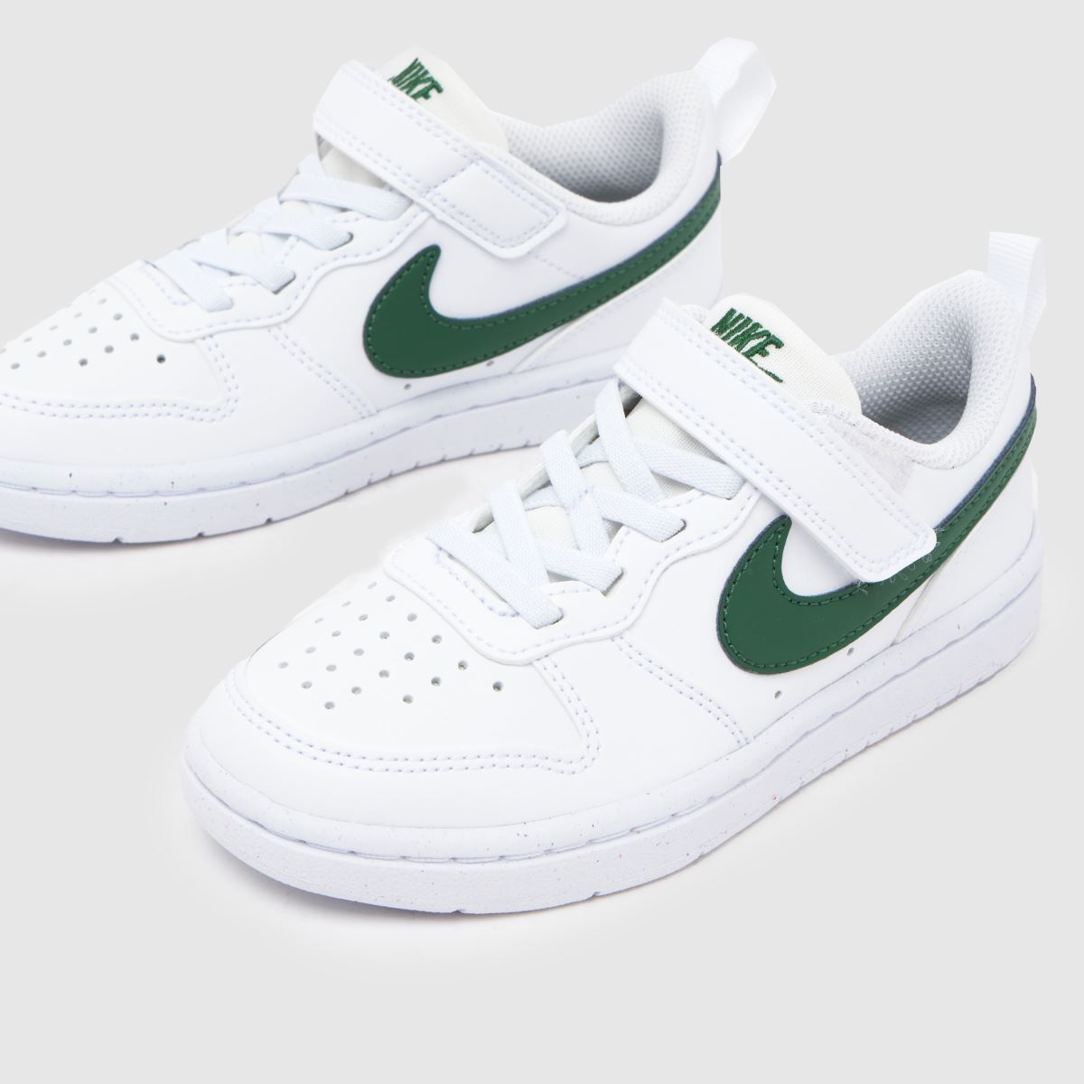 Schuh Nike Court Borough Low Junior In White & Green