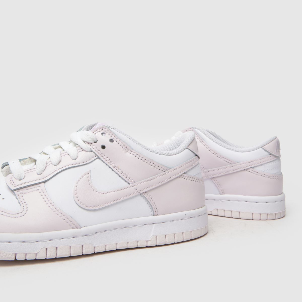Schuh Nike Dunk Low Girls Youth In White & Purple