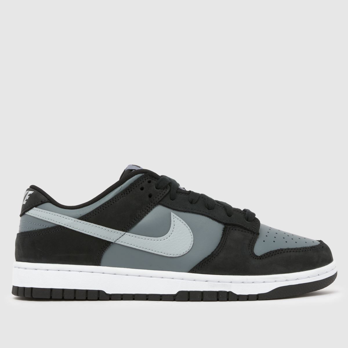 schuh Nike Dunk Low in Black & Grey