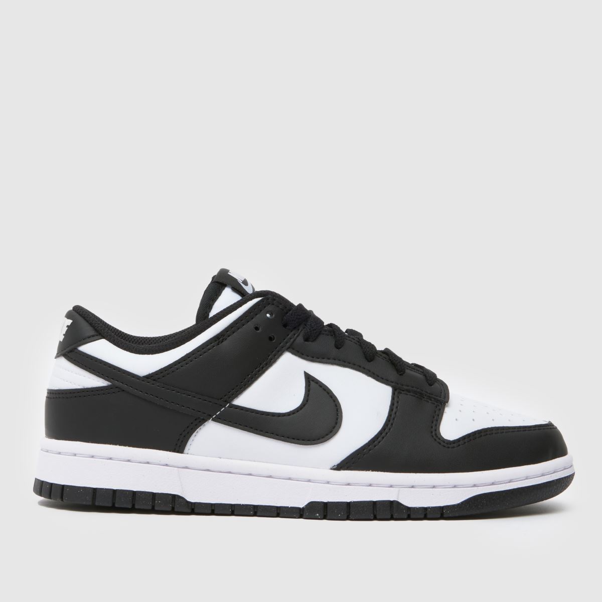 schuh Nike Dunk Low in Black & White