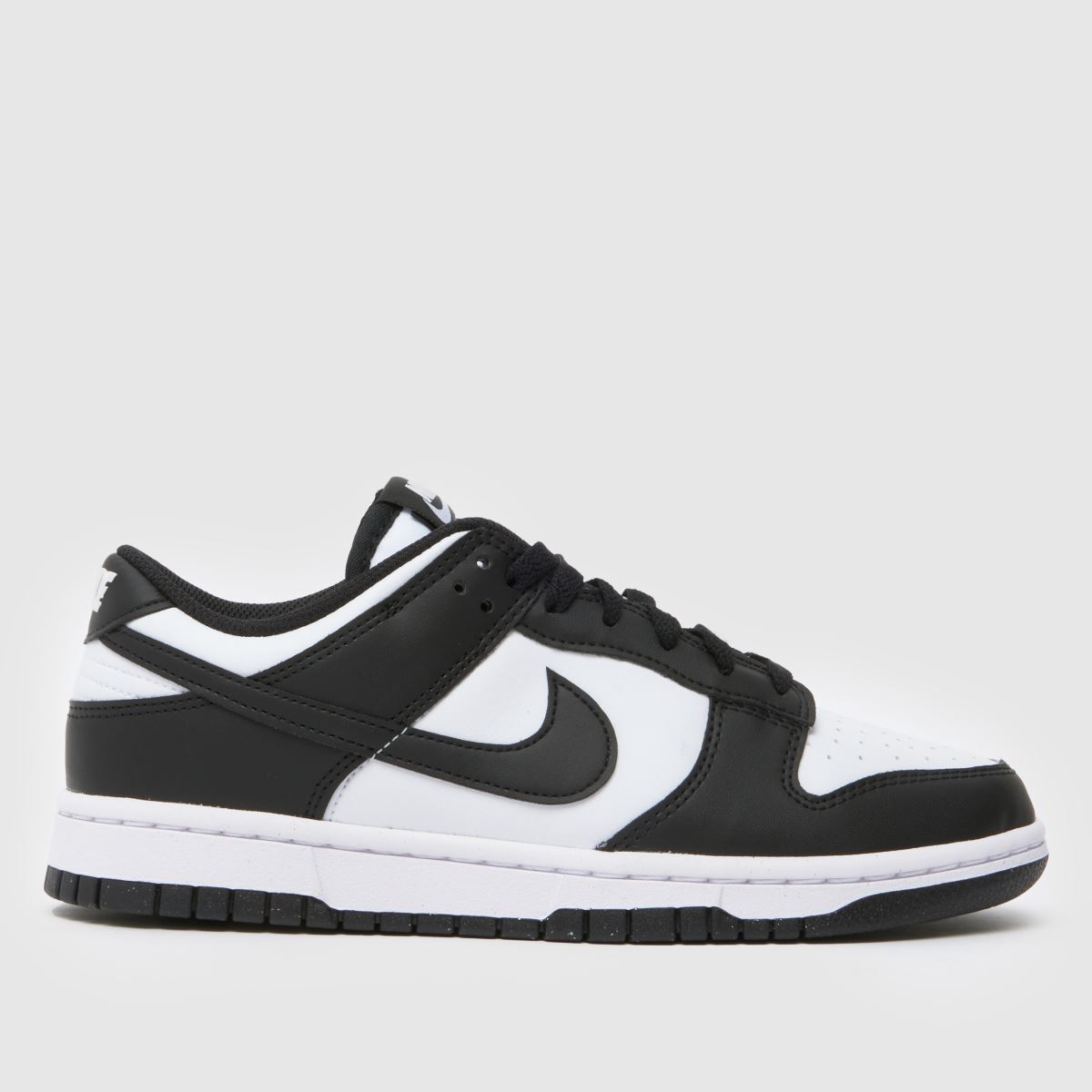schuh Nike Dunk Low in Black & White