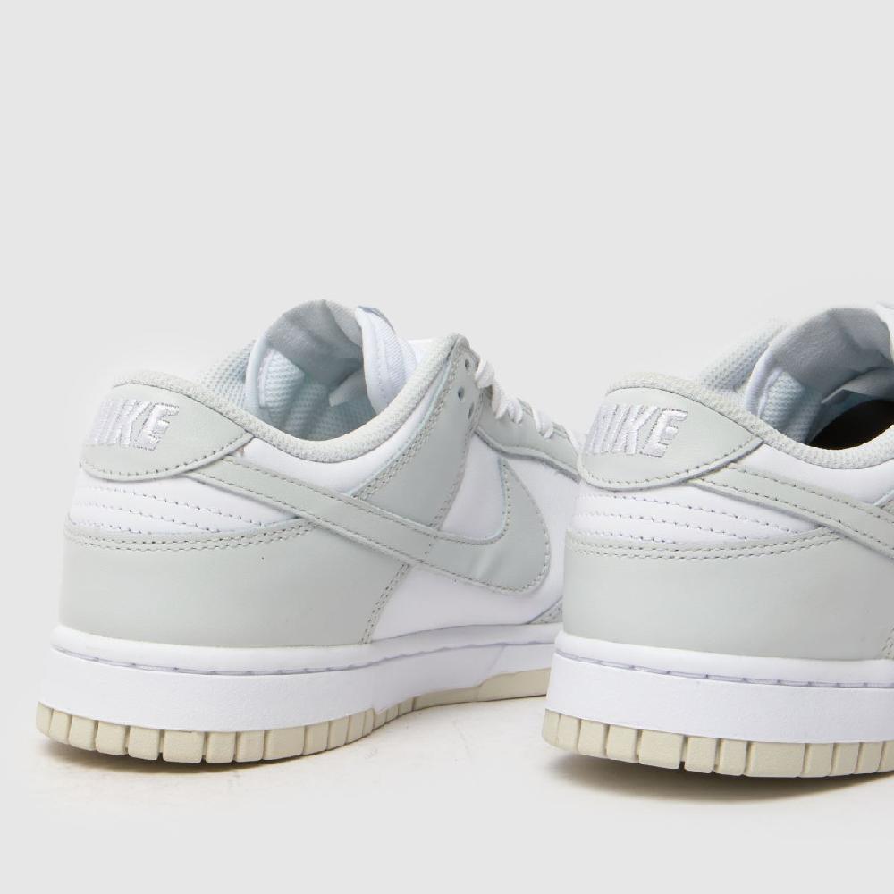 Schuh Nike Dunk Low In White & Grey